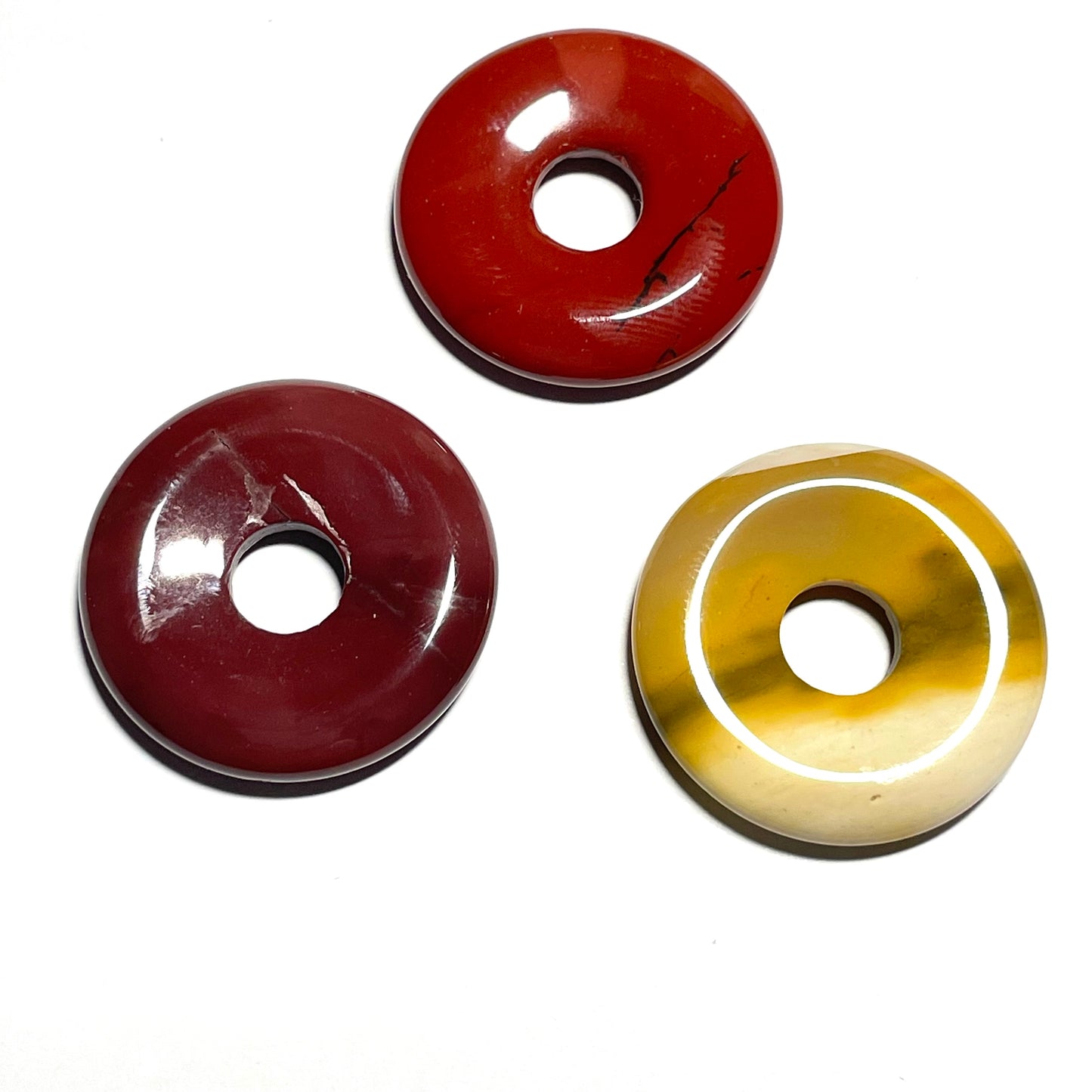 Pendentif Donut 3cm avec cordon assorti, pierre naturelle de haute qualité