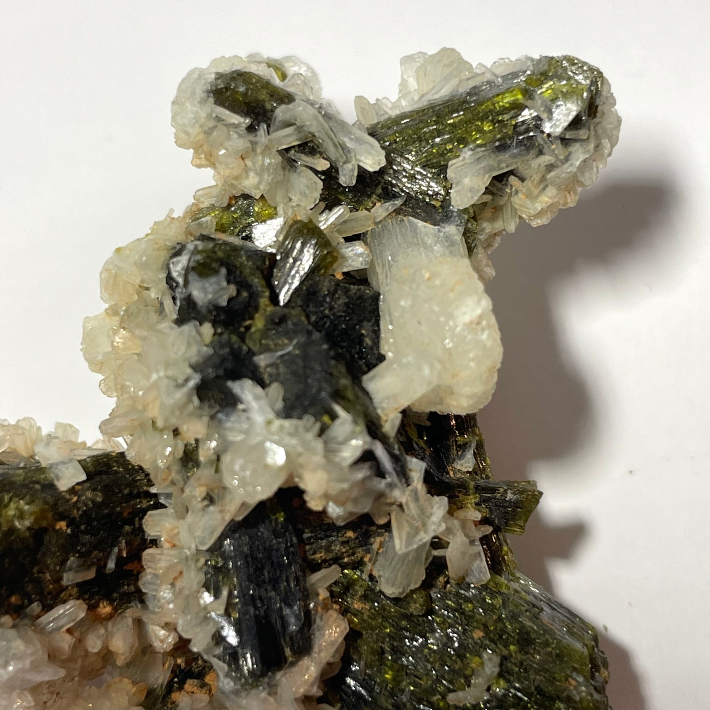 Stilbite sur Epidote, région de Kayes, Mali