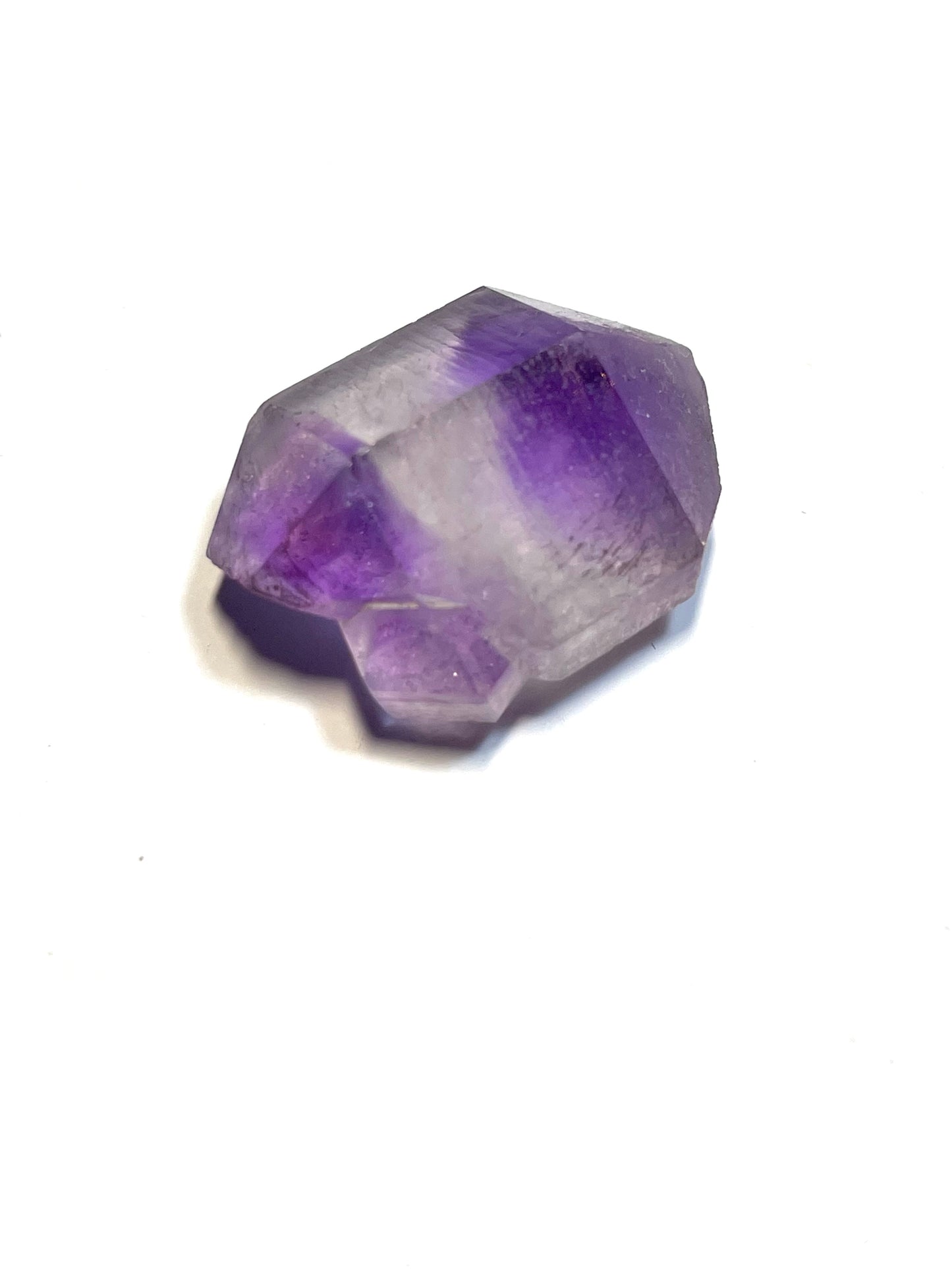 Cristal flottant d’Améthyste, province de Tata, Maroc