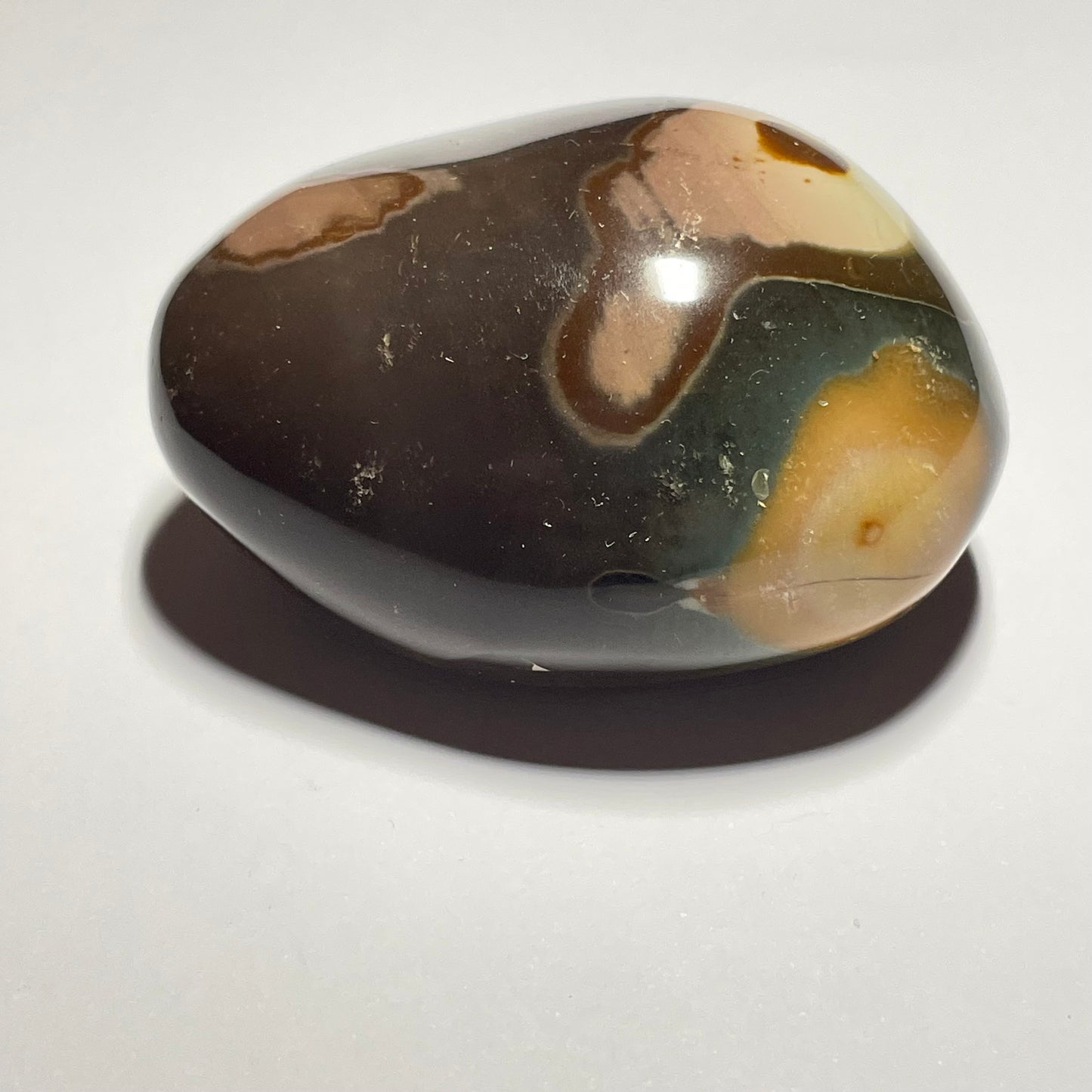 Jaspe Impérial de Madagascar, galet de grande taille