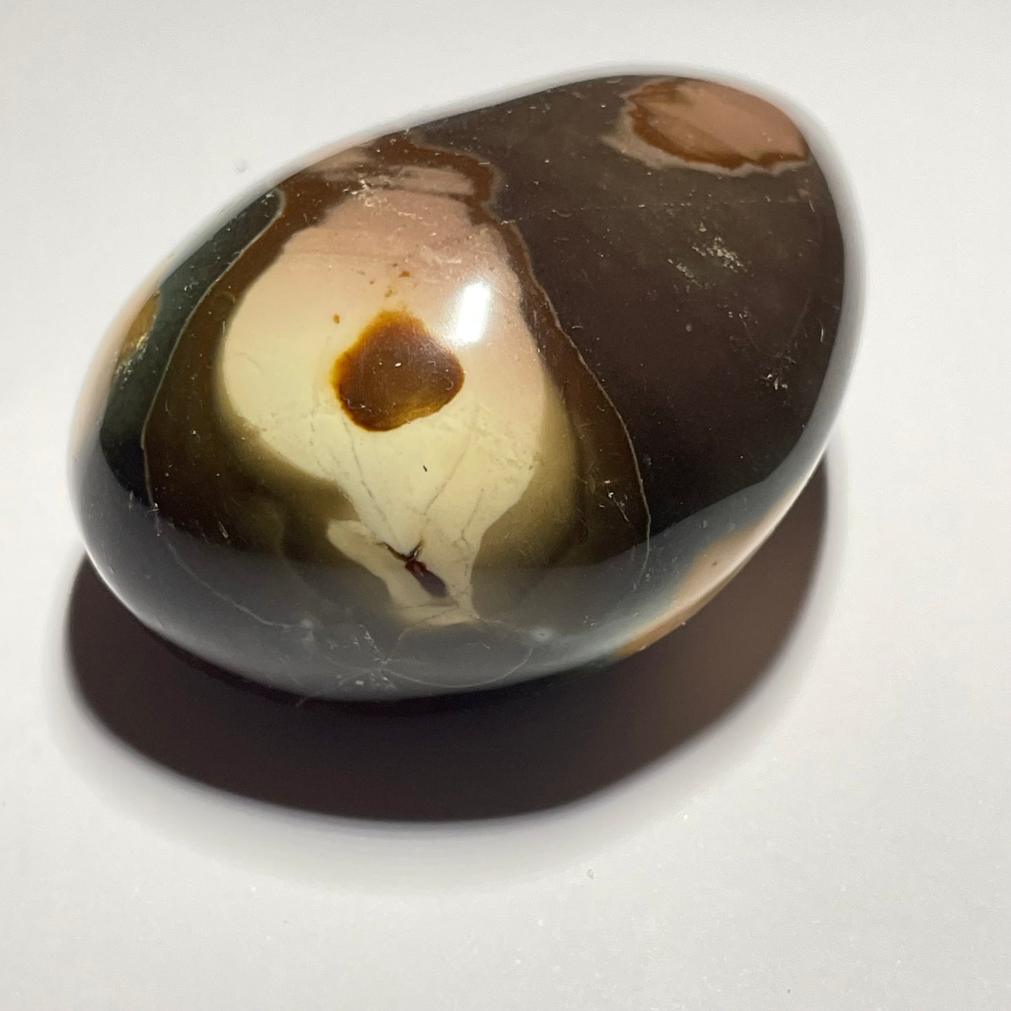 Jaspe Impérial de Madagascar, galet de grande taille