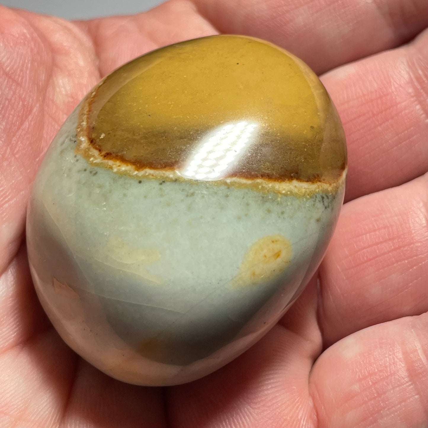 Jaspe Impérial de Madagascar, galet de grande taille