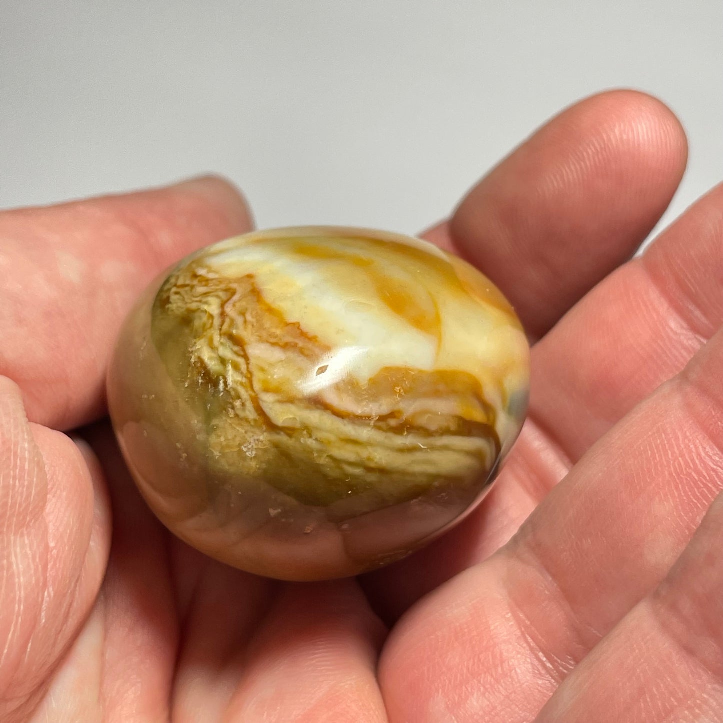 Jaspe Impérial de Madagascar, galet de grande taille