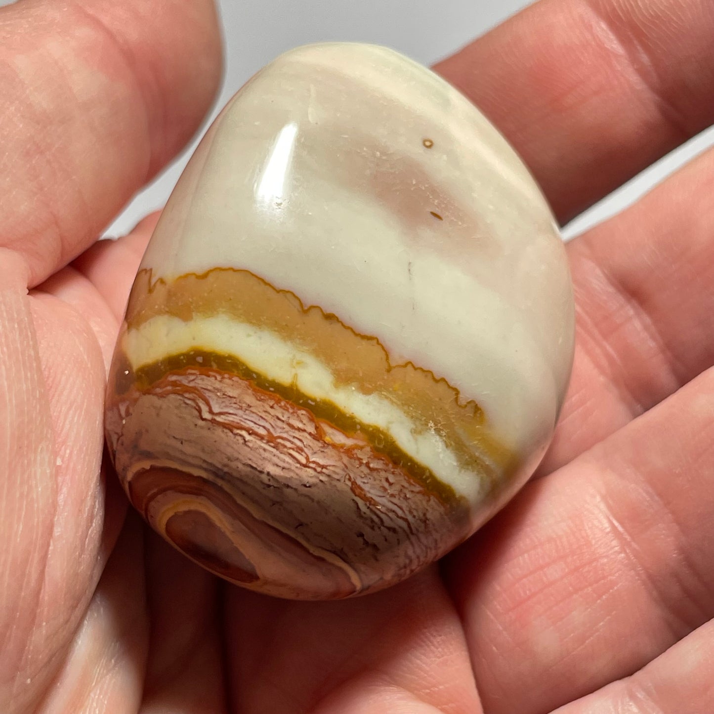 Jaspe Impérial de Madagascar, galet de grande taille