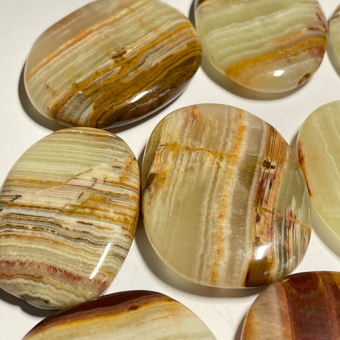 Onyx du Pakistan, galet plat