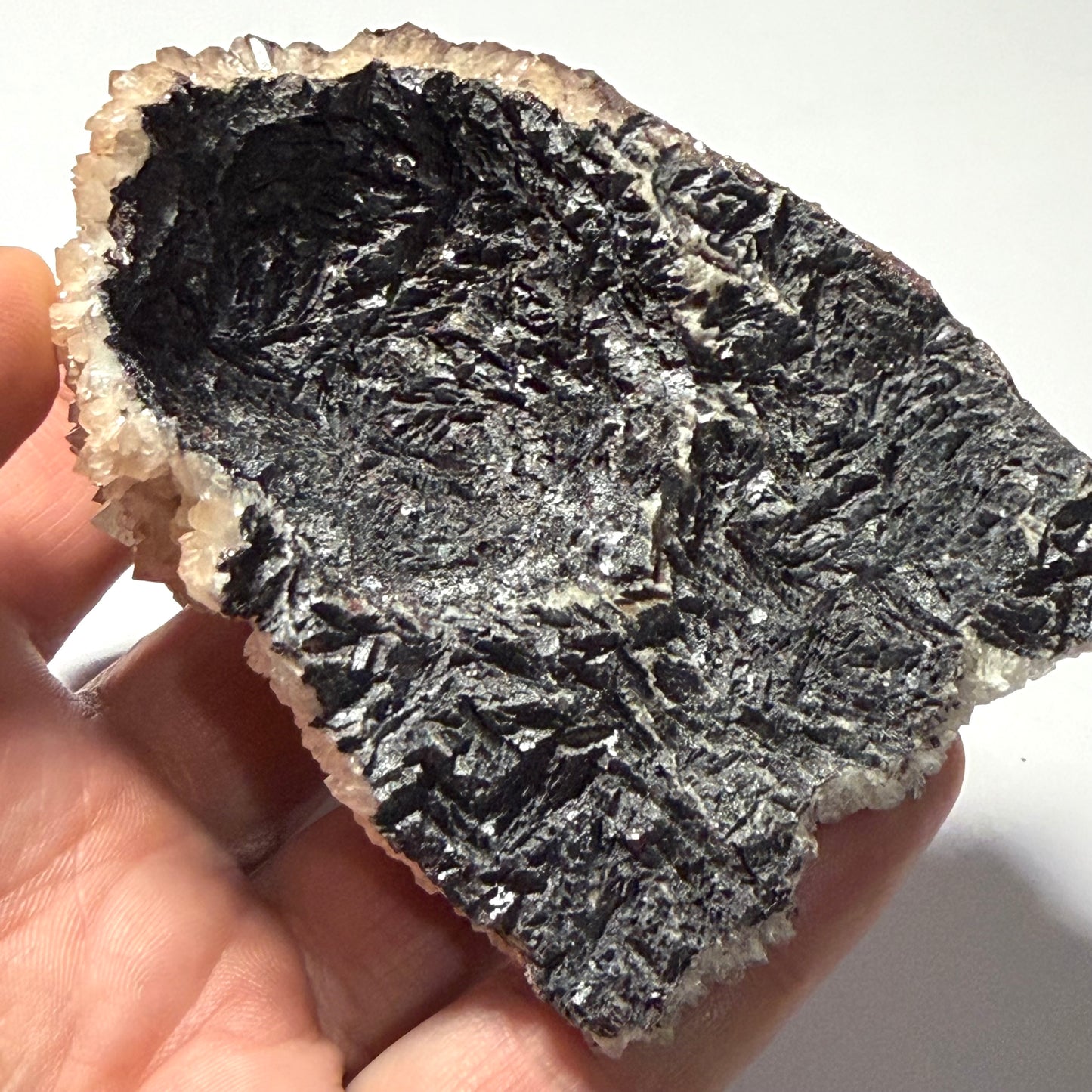 Hématite sur Quartz de Sainte Marie aux Mines, Alsace
