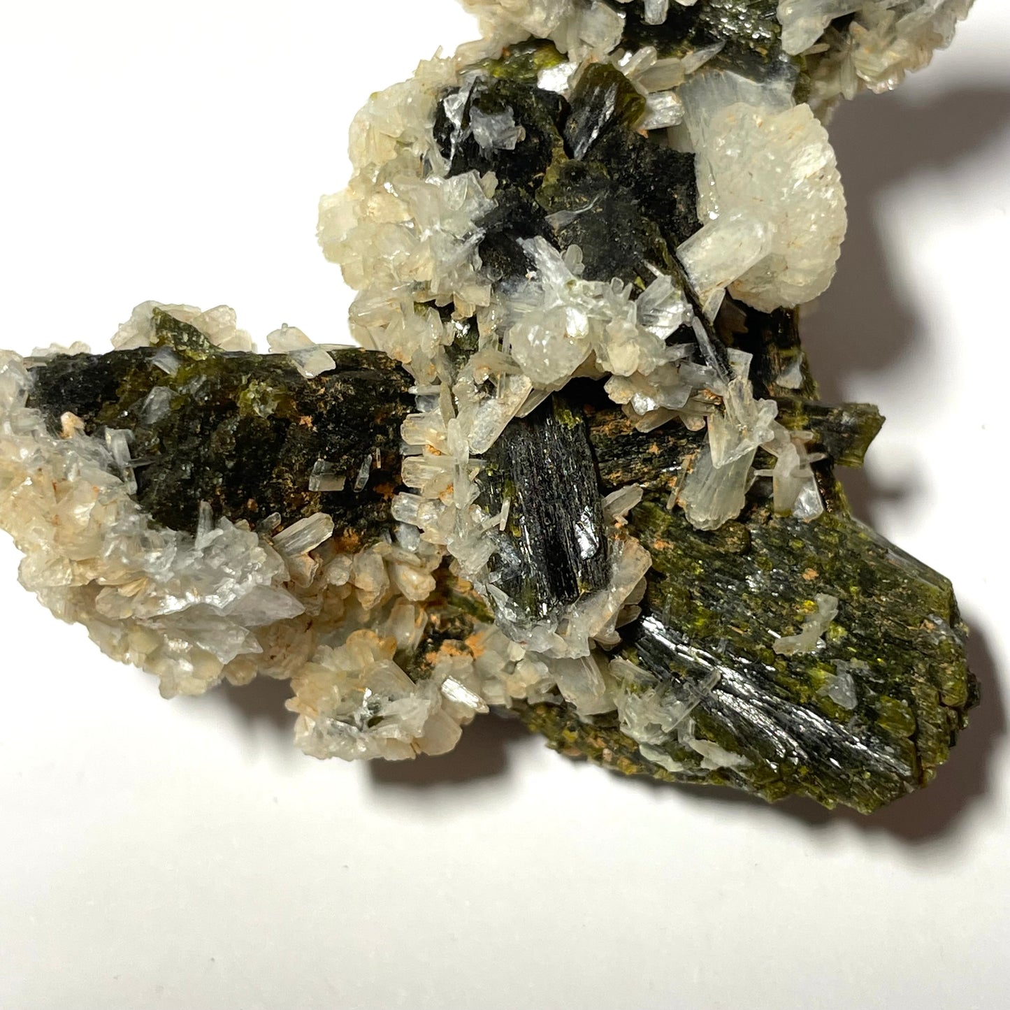 Stilbite sur Epidote, région de Kayes, Mali